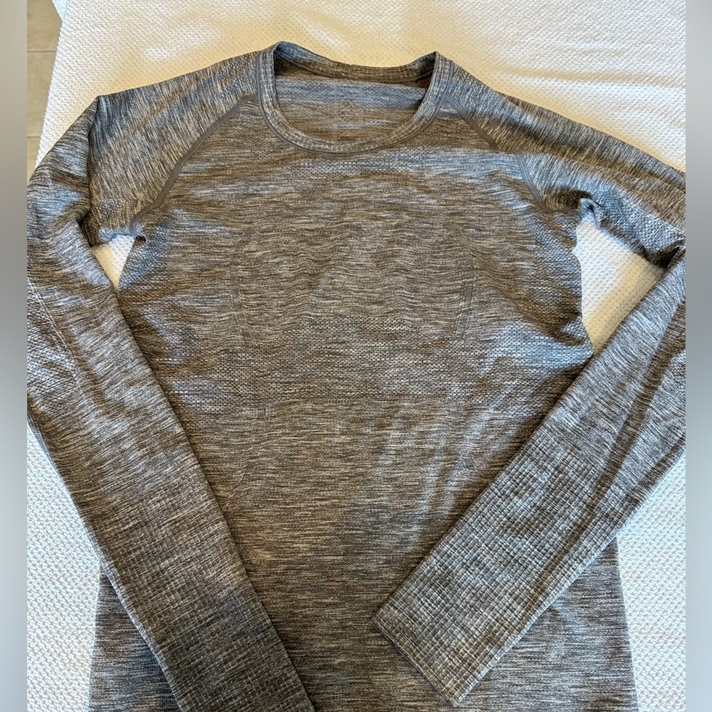 Lululemon Long Sleeve Swiftly, Heathered Grey, sz 8